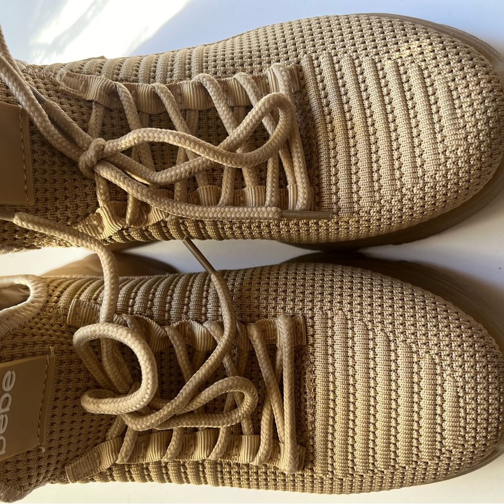 bebé color tan size 7